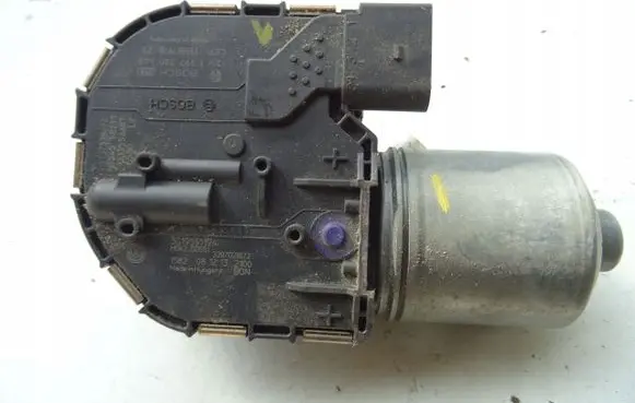 Volkswagen Golf VII Wiper motor 5G1955119A