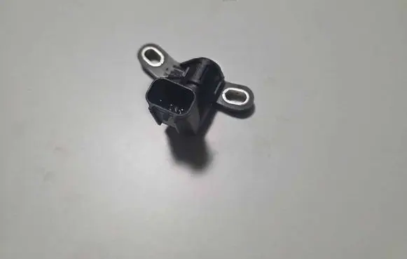 Mazda CX-7 Camshaft speed sensor L3G218221