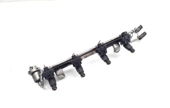 Audi A3 S3 8L Fuel injectors set 06A133681B