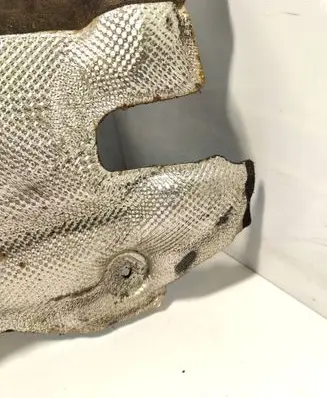 Volvo V60 Heat shield in engine bay