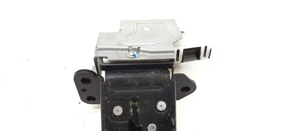 Mazda 2 Tailgate/trunk/boot lock/catch/latch C6728