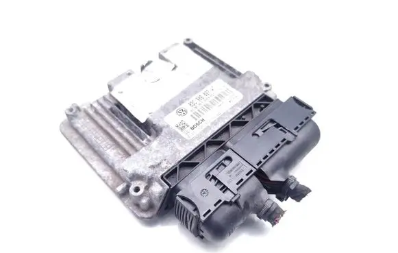 Volkswagen Scirocco Engine control unit/module 03C906027AT 0261S05810 1039S37741