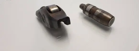 Lincoln Town Car Other cylinder head part 