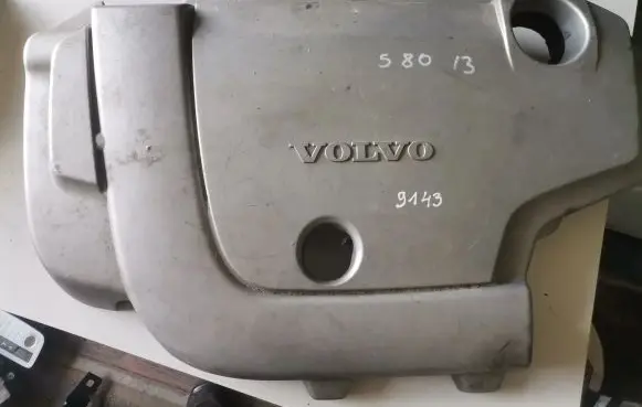 Volvo S80 Engine cover (trim) 30677171