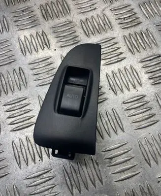 Toyota Avensis Verso Electric window control switch 7427105020
