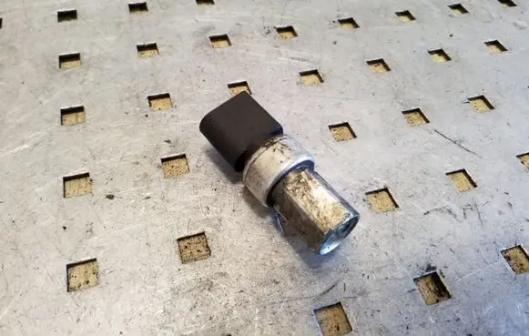 Air conditioning (A/C) pressure sensor