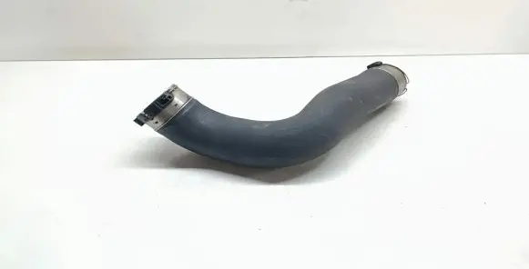 BMW 5 F10 F11 Intercooler hose/pipe