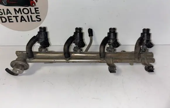 BMW 3 E46 Fuel main line pipe 1435910