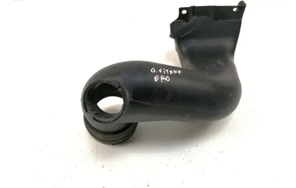 Suzuki Grand Vitara II Air intake hose/pipe
