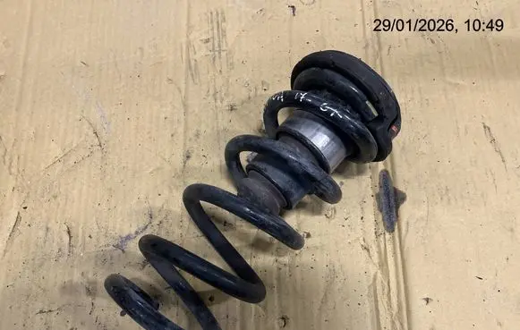 Chrysler Pacifica Rear coil spring P68231026AA 68231026AA