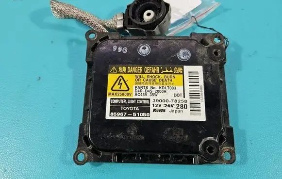 Toyota Avensis T270 Headlight ballast module Xenon 85967-51050 IMPRK1503749