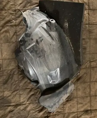 Mercedes-Benz R W251 Rear arch fender liner splash guards A2518841022