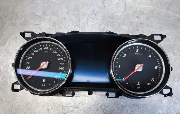 Mercedes-Benz E W213 Speedometer (instrument cluster)