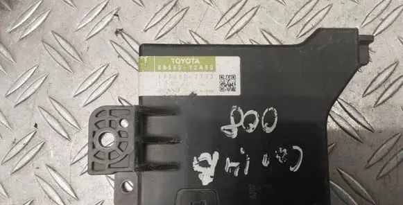 Toyota Corolla E140 E150 Climate control unit 8865012A90