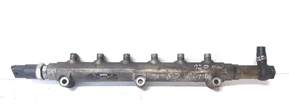 Volvo XC90 Fuel main line pipe