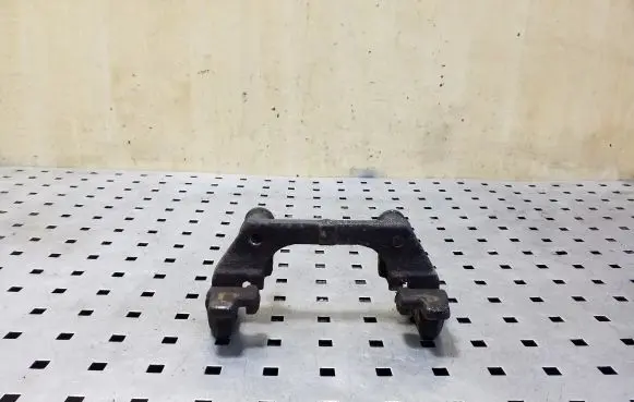 Ford Kuga II Brake caliper pad carrier rear 