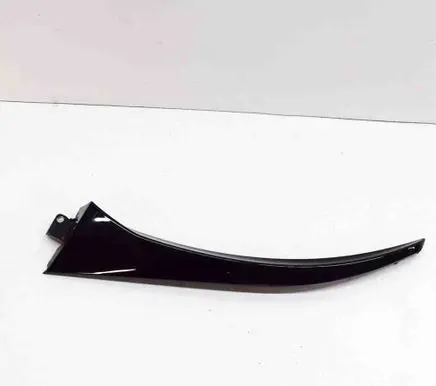 Maserati Levante Tailgate trim 670113597 06701135970