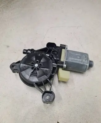 Audi A4 S4 B9 Front door window regulator motor 8W0959802 0130822704