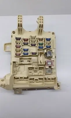 Toyota Corolla E110 Fuse module