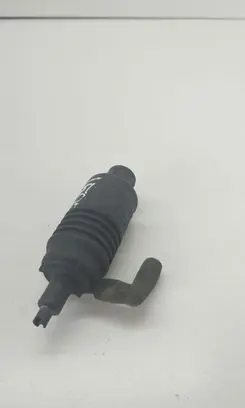 Volkswagen PASSAT B5 Windscreen/windshield washer pump 4A0955651
