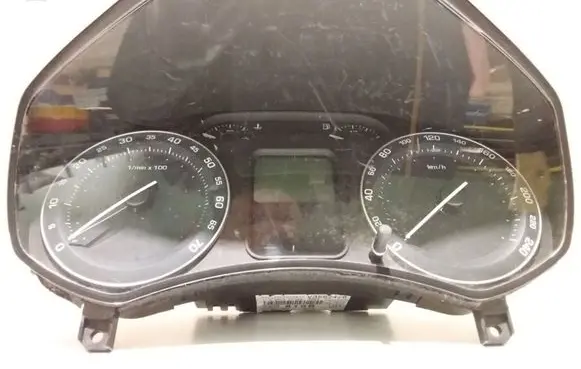 Skoda Octavia Mk2 (1Z) Speedometer (instrument cluster) 1Z0920810B