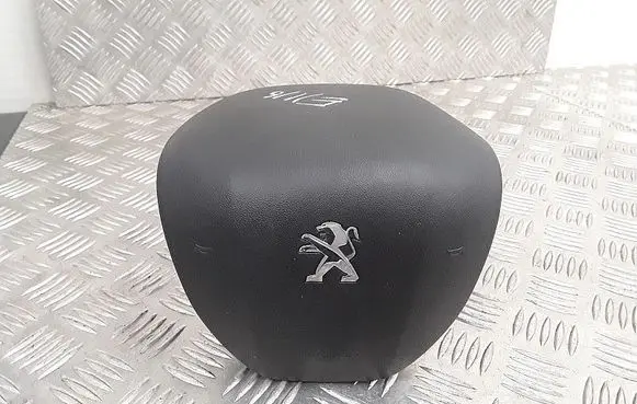 Steering wheel airbag