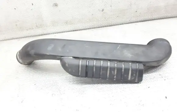 Mercedes-Benz C W202 Air intake duct part A6041400912