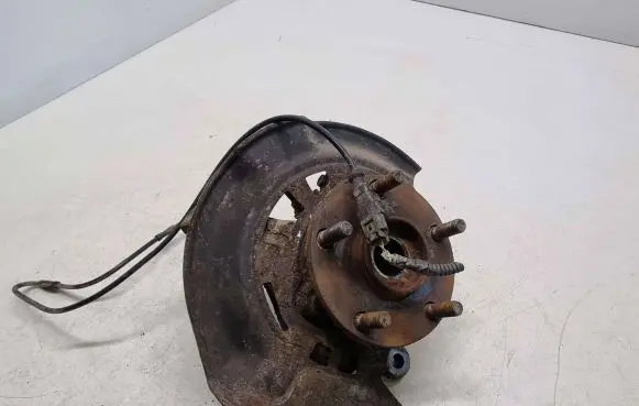 Toyota Auris 150 Front wheel hub