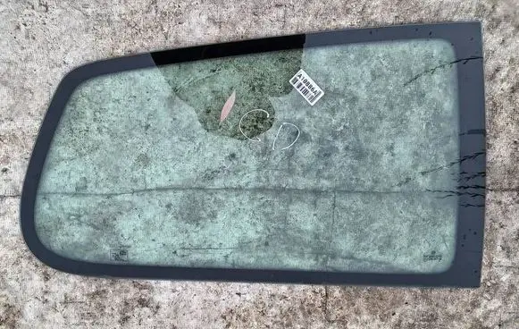 Rear side window