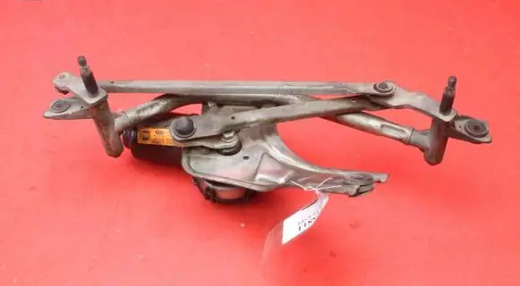 Front wiper linkage and motor