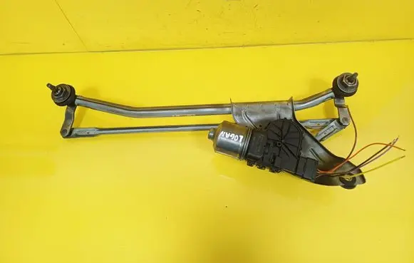 Dacia Logan I Front wiper linkage and motor 0390241544 8200619512