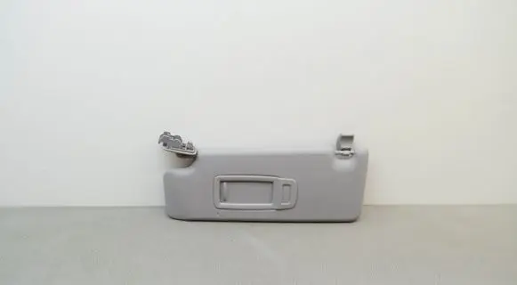 BMW 1 F40 Sun visor 20150310