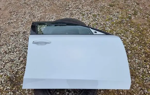 Audi A4 S4 B8 8K Front door LS9R