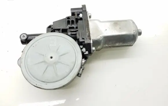 Suzuki Grand Vitara II Front door window regulator motor 8346065J00