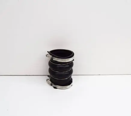 Porsche Macan (95B) Intercooler hose/pipe 95B145832C