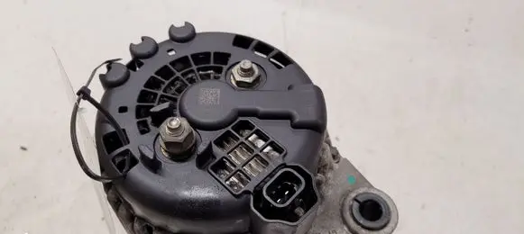 Opel Insignia A Generator/alternator 13579668