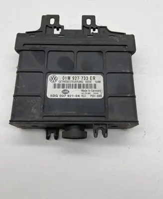 Audi A3 S3 8L Engine control unit/module 01M927733ER 5DG00792104 PS010066