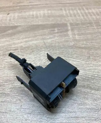Volkswagen Touran I Headlight level height control switch 1T0941333