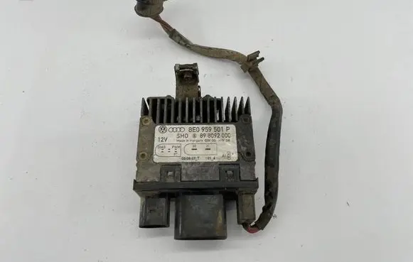 Audi A4 S4 B7 8E 8H Coolant fan relay 8E0959501P 898092000 4B0971955