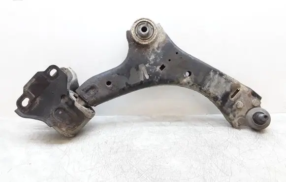 Volvo V70 Front lower control arm/wishbone