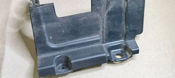 Volkswagen Crafter Rear bumper mounting bracket 7C0807824