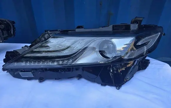 Toyota Camry VIII XV70 Headlight/headlamp 8990706050