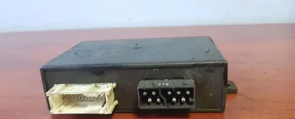 BMW 5 E34 Door control unit/module 8360100