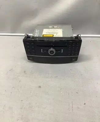 Mercedes-Benz C W204 Radio/CD/DVD/GPS head unit A2048700594