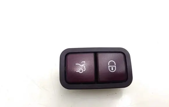 Mercedes-Benz S W221 Tailgate/boot open switch button 2208211479