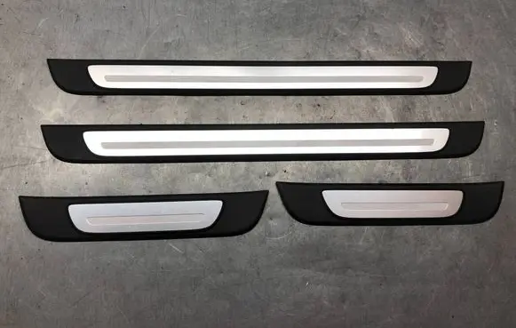 Audi A3 S3 8V Front sill trim cover 8V4853491A 8V4853558A 8V4853557A