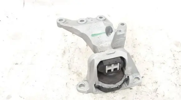 Nissan Qashqai Engine mount vacuum valve brak