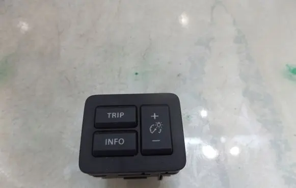 Suzuki Ignis Other switches/knobs/shifts