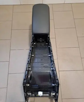 Hyundai Kona I Armrest 84620K4510