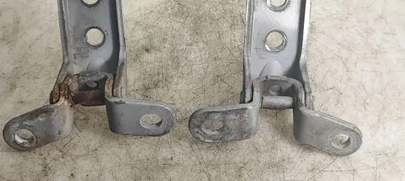 Hyundai Santa Fe Front door hinge set 